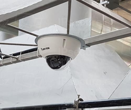 Instalace IP kamery VIVOTEK FD836BA-HTV s adaptérm BR-30 v průmyslové hale